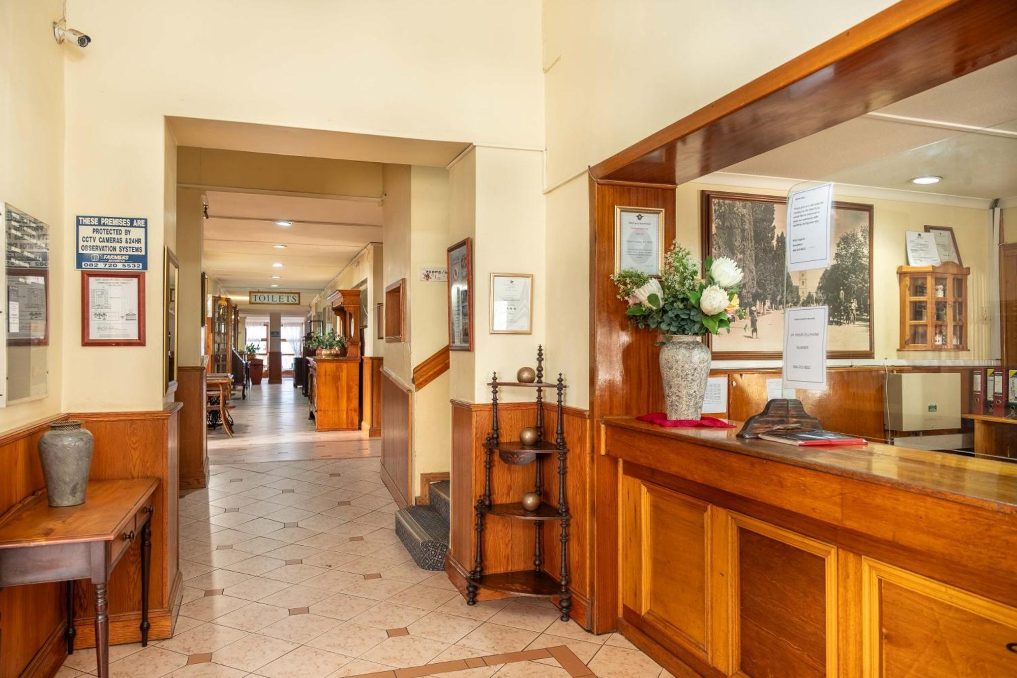 Karoo Country Inn Middelburg  Exterior foto