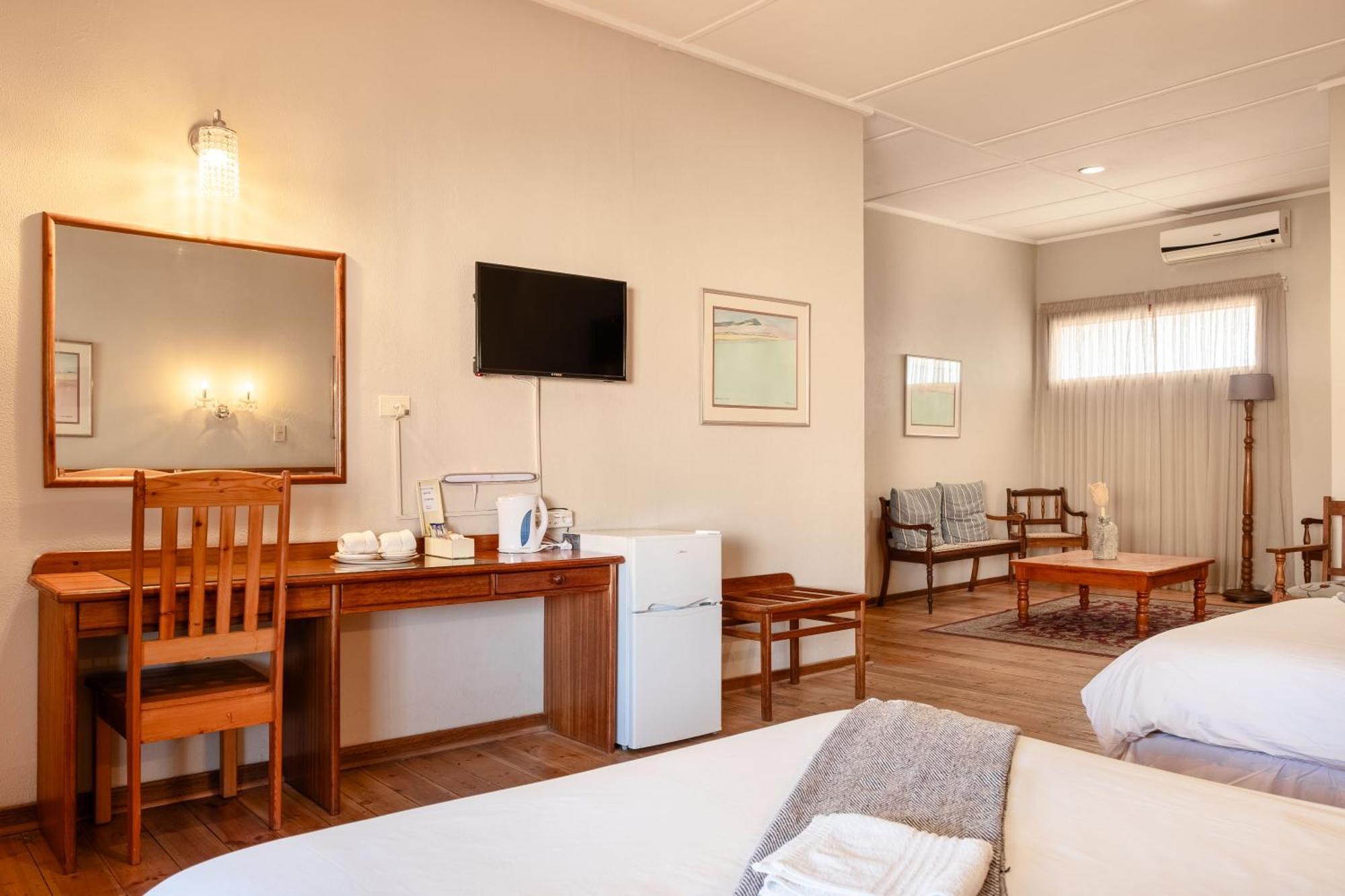 Karoo Country Inn Middelburg  Exterior foto
